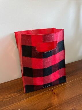 Bath & Body Works Red and Black Buffalo Plaid Tote